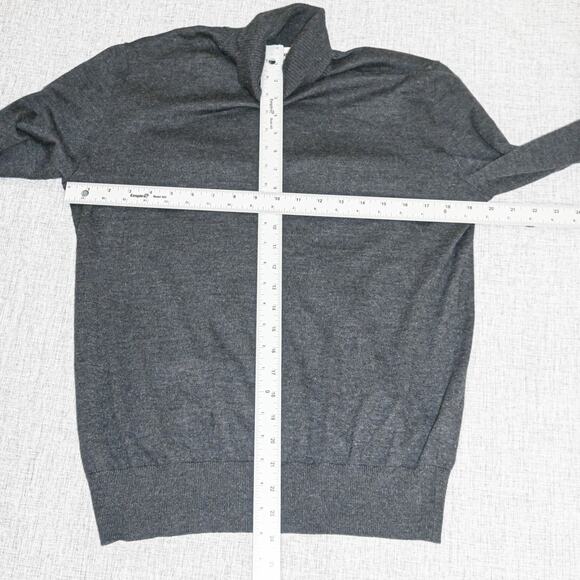 Buck Mason Gray 100% Cashmere ribbed knit Turtleneck Sweater size Medium - Picture 9 of 10